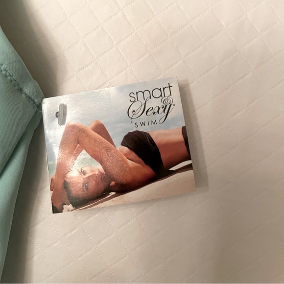 NWT Smart & Sexy swimwear Bikini Top. Mint Chip colour and Size 38D - Picture 9 of 10